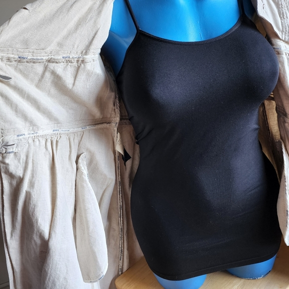 Armani Collezioni Jacket - Picture 9 of 16